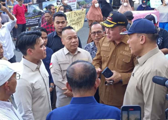 Warga Wisma Tengger Surabaya Geruduk Pabrik Peleburan Emas, Anggota DPR RI Minta Operasional Dihentikan