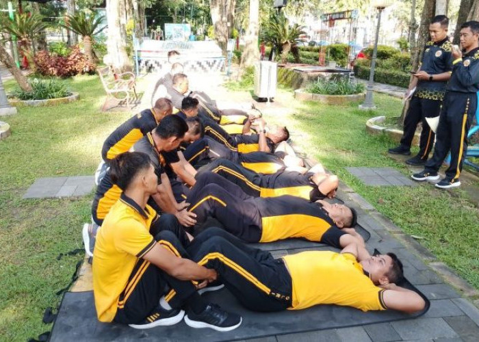 Jaga Kondisi Tetap Prima, Polres Ngawi Gelar Tes Kesamaptaan Jasmani