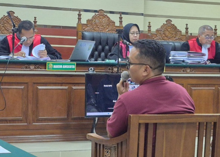 Sidang ke-6 Kasus Maidi Cs (2): Imam Pejel Ceritakan Kedekatan Berujung Keretakan Dengan Maidi