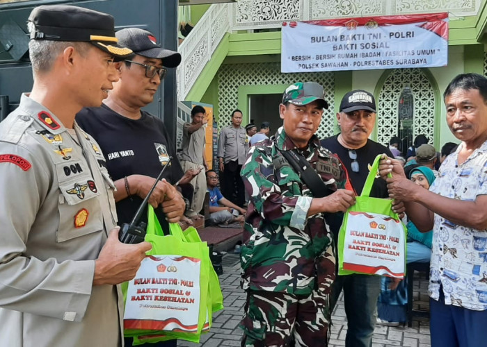 Polsek Sawahan Gelar Bakti Sosial di Masjid Baitul Iman