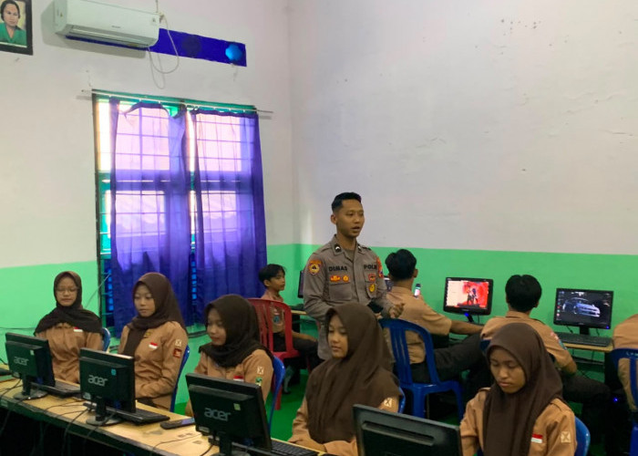 Edukasi Paham AI, Polres Ngawi Bekali 150 Siswa SMAN 1