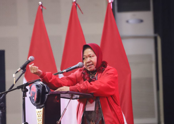 Risma Tebus Ijazah Siswa di Jember