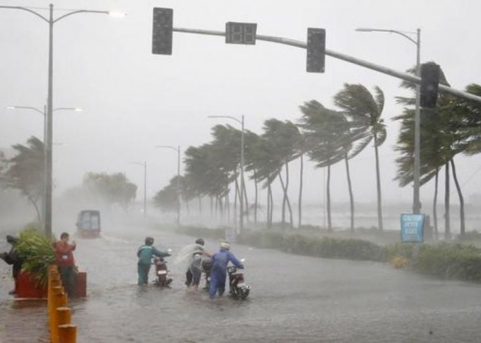 Prakiraan Cuaca 12 Maret 2026, Jatim Masih Diancam Hujan Lebat Disertai Angin Kencang