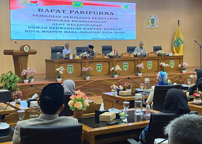 Tanpa Alasan Jelas, Ketua DPRD Kota Madiun Keluar Sidang Paripurna AKD