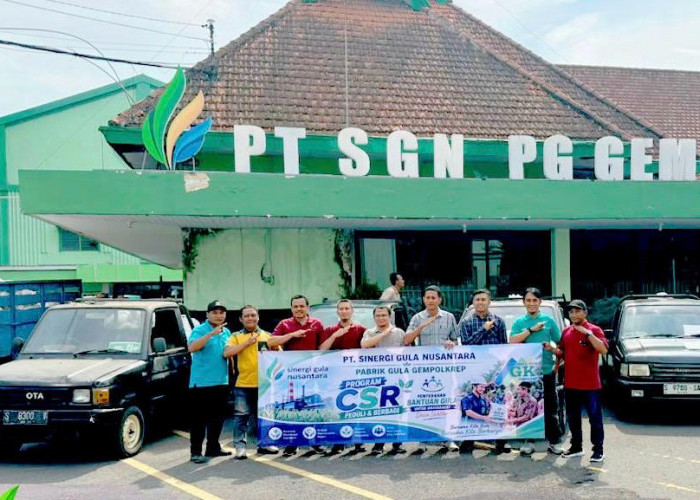 Ribuan Warga Mojokerto Terima Paket Gula, PG Gempolkrep Perkuat Kepedulian Sosial saat  Musim Giling