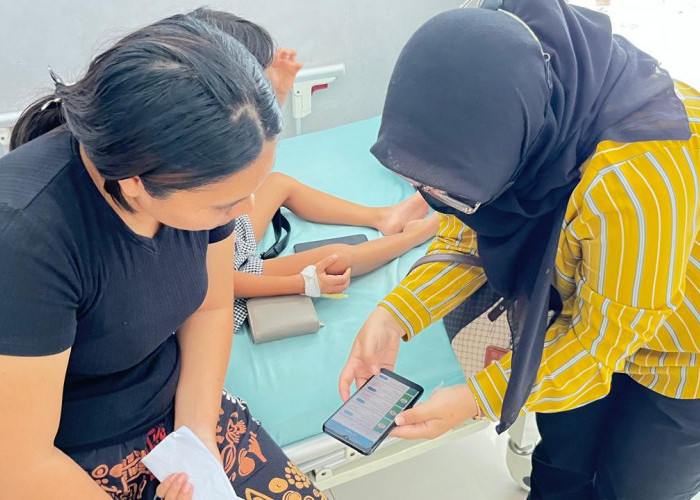 Umi dan Keluarga Rasakan Kehadiran JKN Sebagai Penjamin Layanan Kesehatan saat Dibutuhkan
