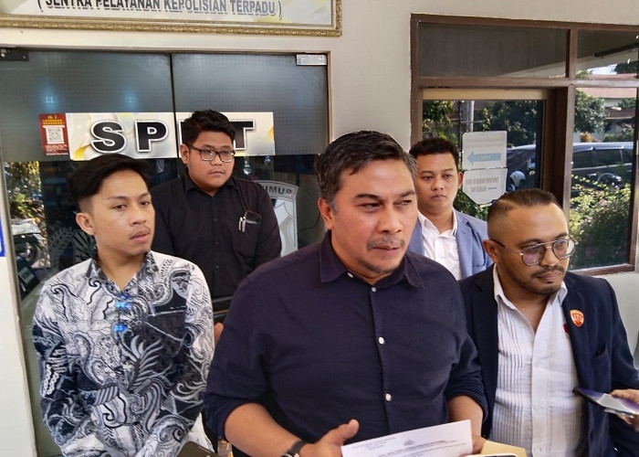 Adeng Laporkan Kuasa Hukum 63 Pedagang Pasar Karangploso ke Polres Malang