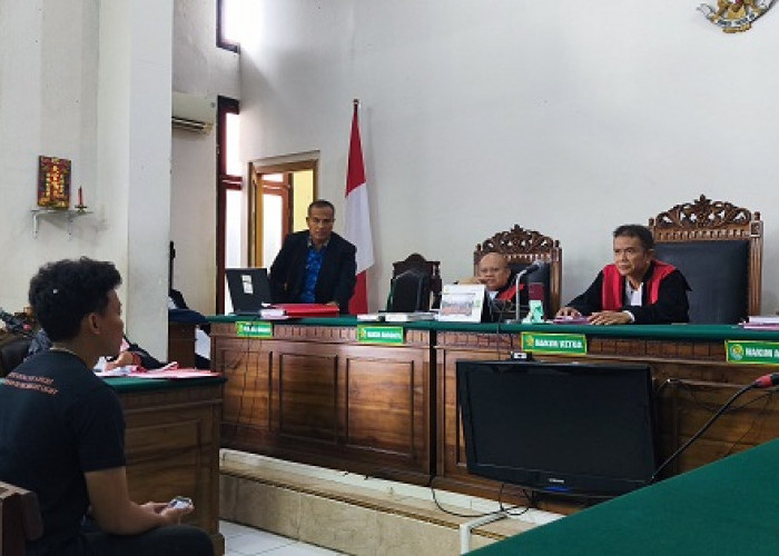 Cari Ranjau Sabu, Polisi Justru Tangkap Warga Surabaya yang Asyik Main Judi Online