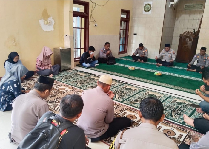 Perkuat Keimanan, Polsek Kenjeran Gelar Binrohtal Rutin