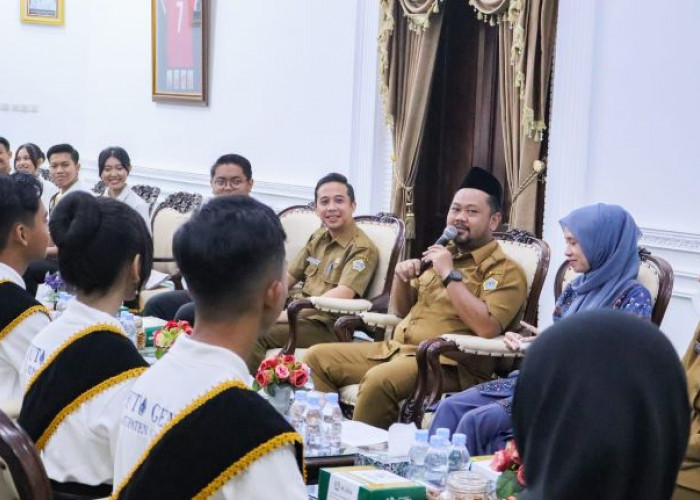 Bupati Gresik Bekali Finalis Duta Genre Edukasi Bahaya Narkoba dan Pernikahan Dini