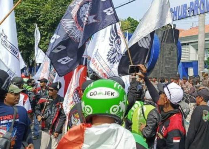 Demo Ojol di Surabaya Tak Ganggu Layanan, Pelanggan Malah Dapat Promo