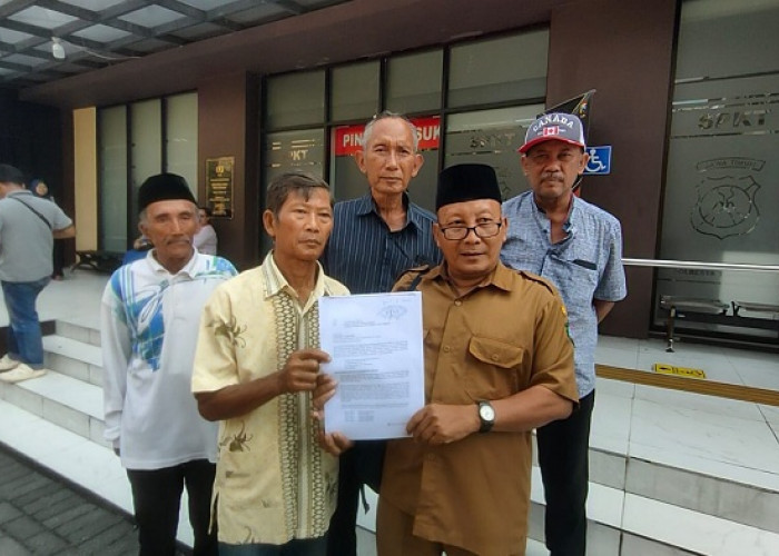 BPD dan Warga Bakungpringgodani Laporkan Dugaan Penutupan Jalan Petani ke Polresta Sidoarjo