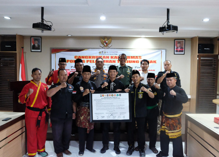 Perguruan Silat di Wilayah Pelabuhan Tanjung Perak Deklarasikan Pemilu Damai