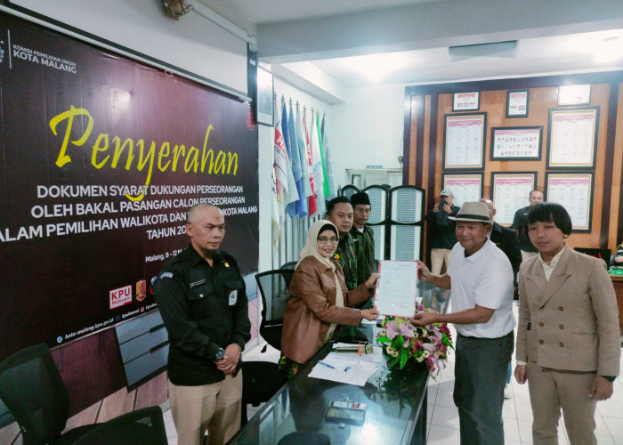 Pilkada Kota Malang 2024 Jalur Perseorangan: Sam HC – Rizky Serahkan Syarat Dukungan ke KPU