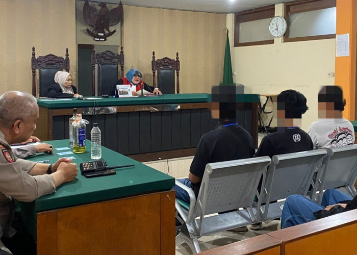 Enam Pelajar di Malang Jalani Sidang Tipiring Kasus Miras