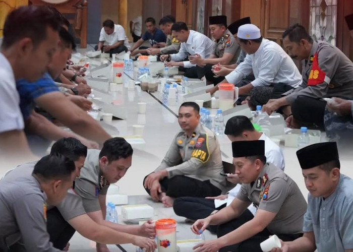 Sambut Tahun Baru Islam 1 Muharram, Kapolres Bojonegoro Gelar Makan Bersama dan Perkuat Kebersamaan