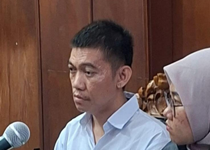 Registrasi Ribuan Kartu SIM Pakai NIK dan KK Orang Lain, Ansyari Diseret ke Pengadilan
