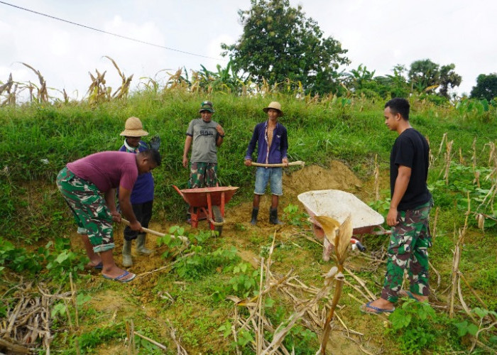 Satgas TMMD Ke-127 Kodim 0827 Sumenep Gunakan Argo Bangun RTLH Milik Bapak Sami