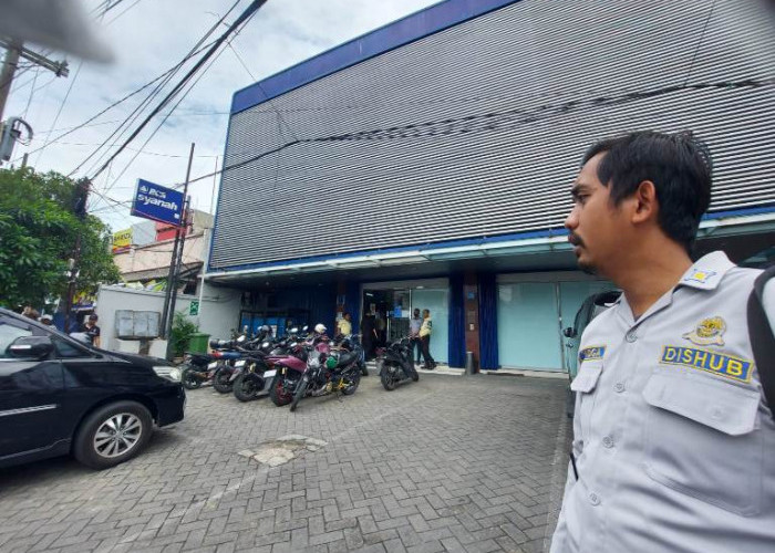 Wali Kota Eri Minta Oknum Jukir Pengancam Warga di Kapas Krampung Surabaya Diproses Hukum