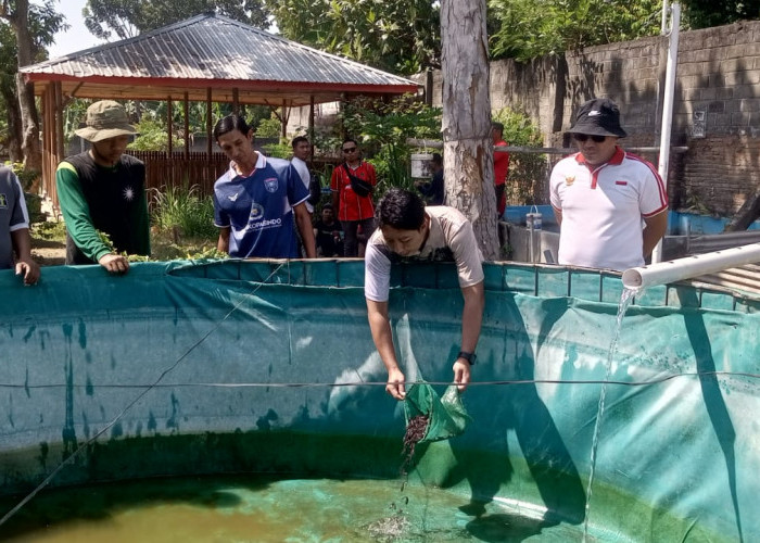 Dukung Program Ketahanan Pangan, Lapas Kediri Tebar 2 Ribu Bibit Lele