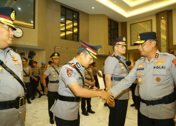 AKBP Harto Agung Cahyono Resmi Jabat Kapolres Pasuruan, Dapat Ucapan Selamat Langsung dari Kapolda Jatim