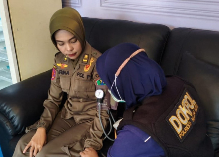 Sidokkes Polresta Malang Kota Cek Kesehatan Personel di Pos Pengamanan Lebaran 2026