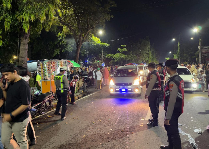 Pengamanan Ketat, Pemberangkatan Jemaah Haji Ngawi Berjalan Aman dan Lancar 