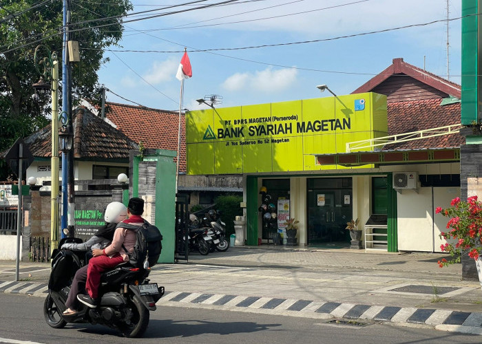 Bank Plat Merah Magetan Raup Puluhan Juta Dibalik Program Bantuan Keuangan RT.  
