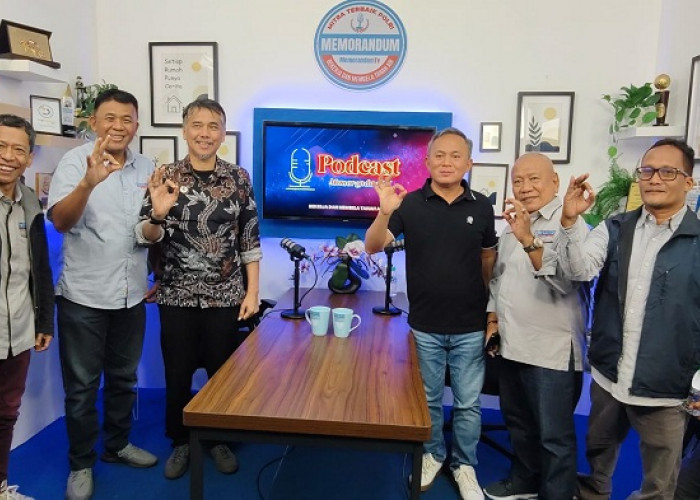 Kunjungi Redaksi Memorandum, Wamen HAM Mugiyanto Bocorkan Arah Baru RUU HAM