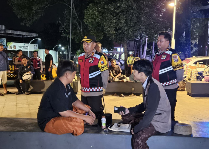 Pastikan Situasi Aman dan Kondusif, Kapolres Probolinggo Pimpin Patroli Gabungan 