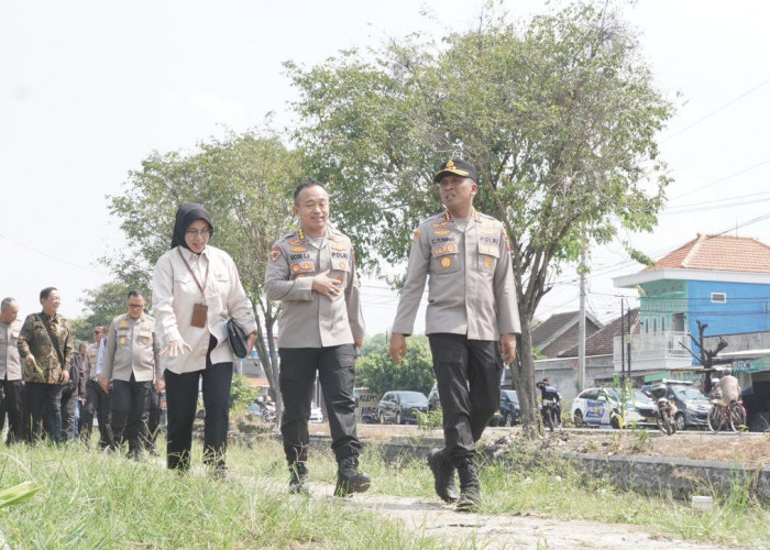 Tim Verifikasi Lomba Ketahanan Pangan Mabes Polri Tinjau Lahan Jagung di Sidoarjo
