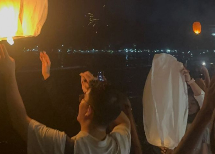 Sambut Tahun Baru 2026, Festival Cahaya Laut di Situbondo Himpun Donasi Korban Bencana Sumatera