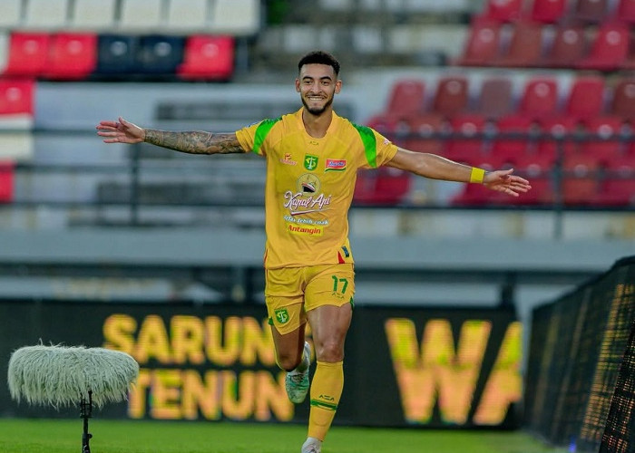Kontrak Jefferson Silva Diperpanjang Persebaya, Bernardo Tavares Puji Profesionalismenya