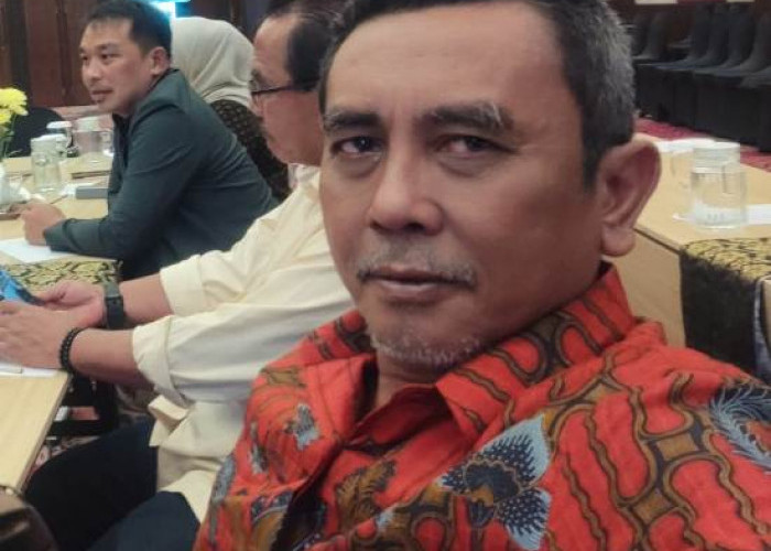 Fraksi PDI-P DPRD Jatim Dorong Pembangunan Pabrik Pakan Murah untuk Lindungi Peternak Ayam