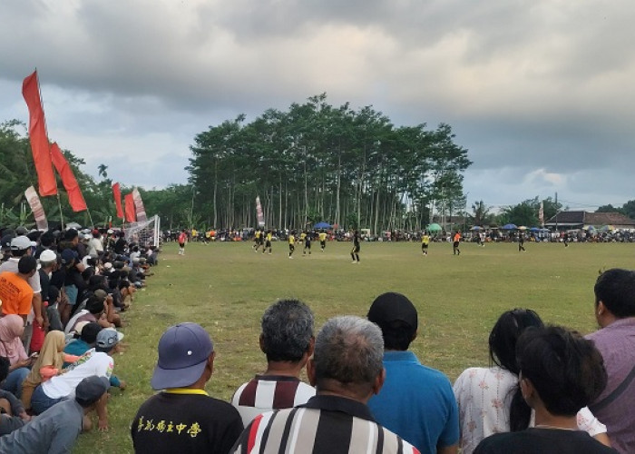 Kolaborasi Polsek, Koramil, dan Satgas Desa Amankan Semifinal Turnamen Kades Cup II 2026