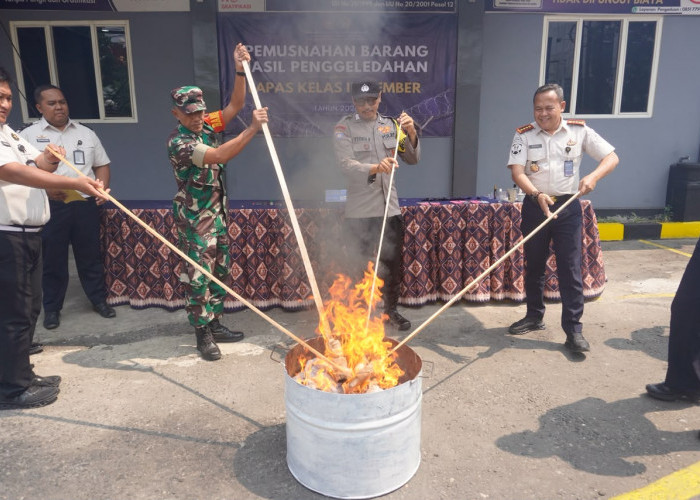Lapas Jember Musnahkan Barang Terlarang Hasil Sitaan Juli - Oktober 2026