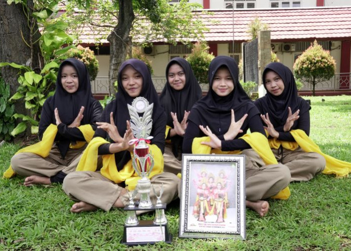 Sekolah Rakyat Bekasi Asah Bakat Siswa Miskin Lewat Taekwondo, Pencak Silat, dan Seni Tari