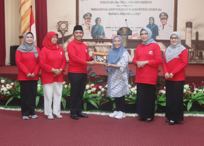 Meriahkan Lomba Senam dan Pidato, Mas Adi: Lansia Harus Hidup Sehat dan Bahagia