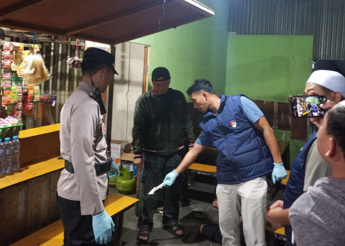 Istirahat di Warkop Manyar Gresik, Jukir Lansia Tewas Terjatuh