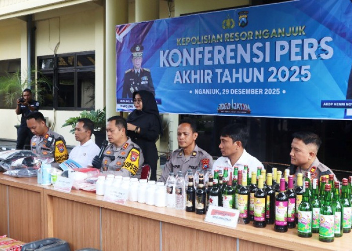 Konferensi Pers Akhir Tahun Polres Nganjuk, Tren Kamtibmas 2024-2025 Didominasi Kenaikan Pengungkapan Kasus
