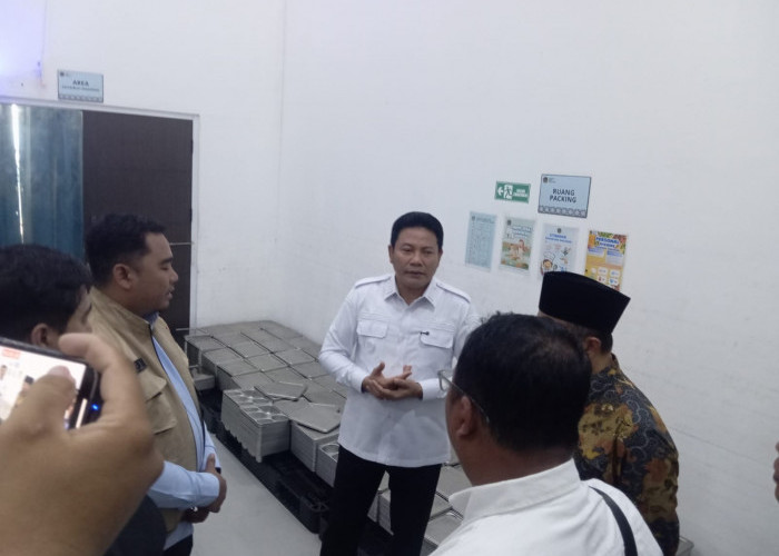 Buntut Santri Keracunan Massal, Bupati Sidak SPPG Kalitengah, 170 SPPG Akan Dievaluasi