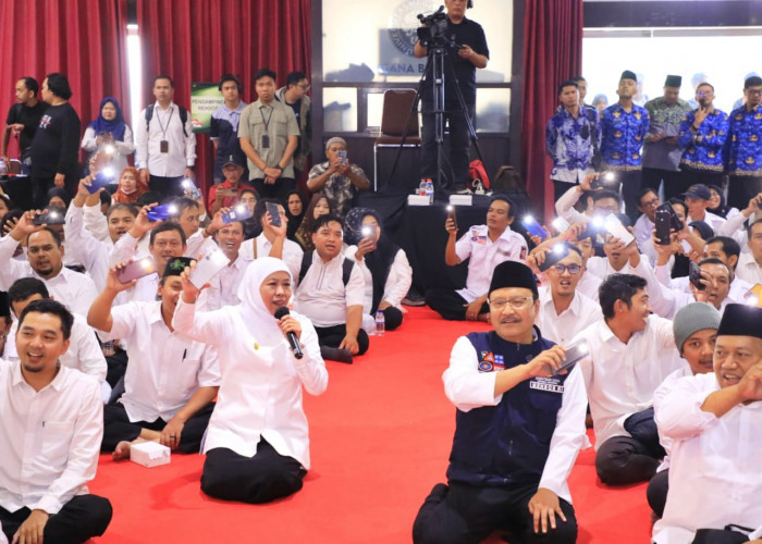 Gubernur Khofifah Bersama Mensos Gus Ipul Diskusi Pengentasan Kemiskinan di Jatim