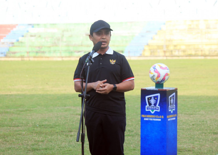 Wali Kota Pasuruan Buka Piala Soeratin U-13 dan U-15, Tekankan Sportivitas dan Pengembangan Potensi