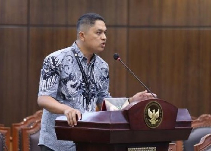 Curhat Dosen ASN di MK, Pulang Mengajar Jualan Bubur hingga Baju Anak Demi Bertahan Hidup