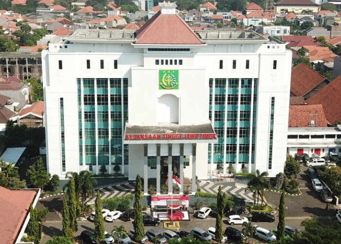 Kejati Jatim Limpahkan Tahap II Tersangka Korupsi Dinas PU Surabaya: Tak Laporkan KPK, Dijerat TPPU 