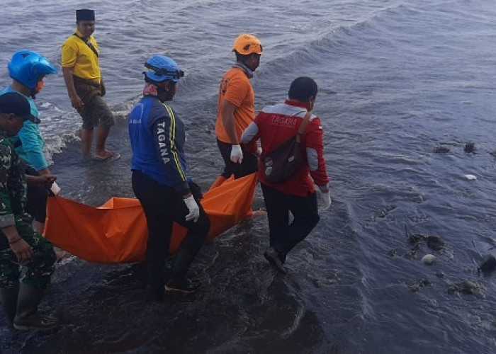 Mayat Perempuan Tanpa Busana Ditemukan di Pantai Gelung Situbondo