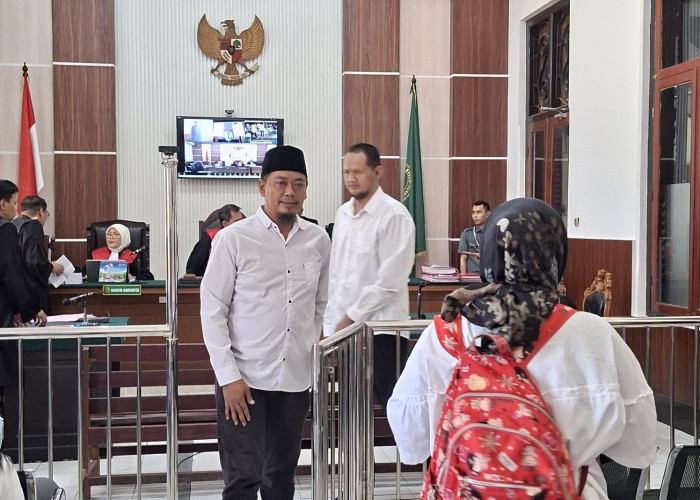 Terlibat Penggalian dan Pencurian Kabel Telkom Senilai Rp107 Juta, Basuki dan Choirul Amin Diadili 