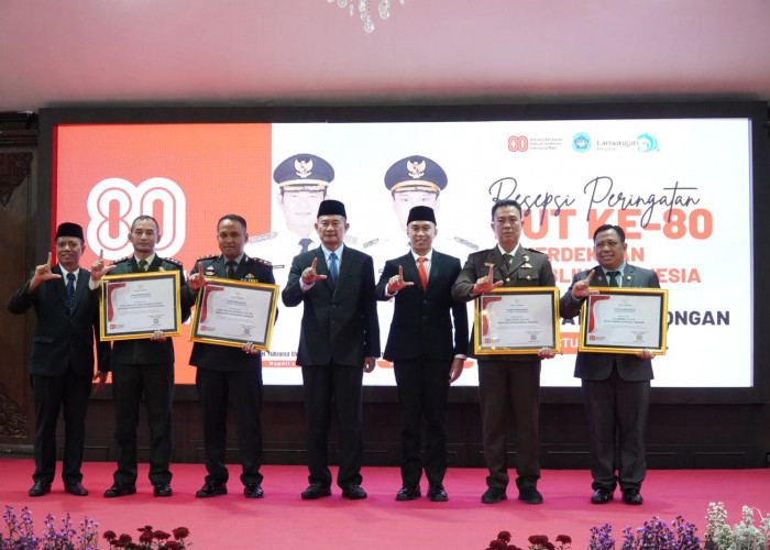 Resepsi Kemerdekaan di Lamongan Bertabur Penghargaan