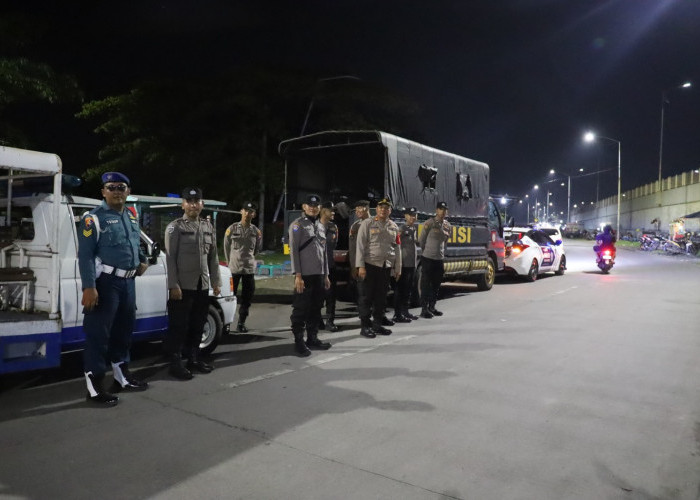 Patroli Skala Besar, Polres Pelabuhan Tanjung Perak Tingkatkan Harkamtibmas Jelang Ramadan