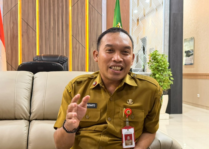 Pemkab Madiun Jembatani Komunikasi Warga Bagi dengan Perusahaan Sepatu